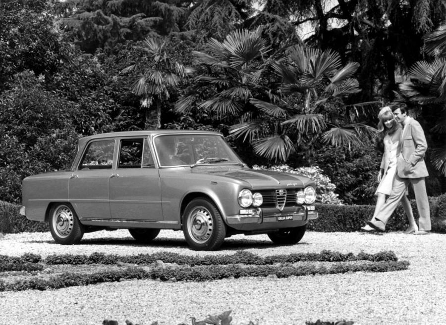  Alfa Romeo Giulia Super (105.26) 1967 года  (фото 6 из 9)